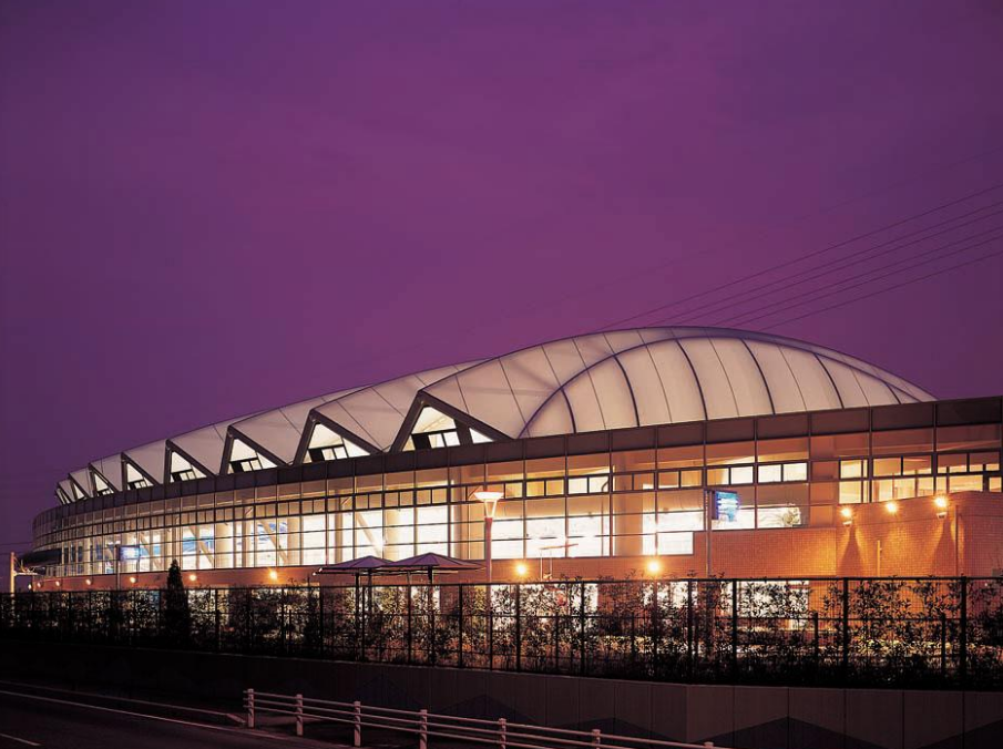 膜結(jié)構(gòu)停車(chē)棚的特點(diǎn)是什么？